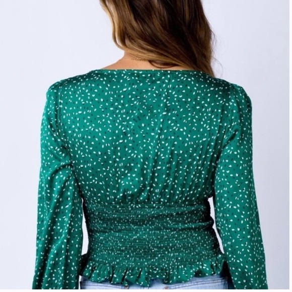 PRINCESS POLLY Melvin Top Green Milkmaid Long Sleeve - Picture 3 of 10